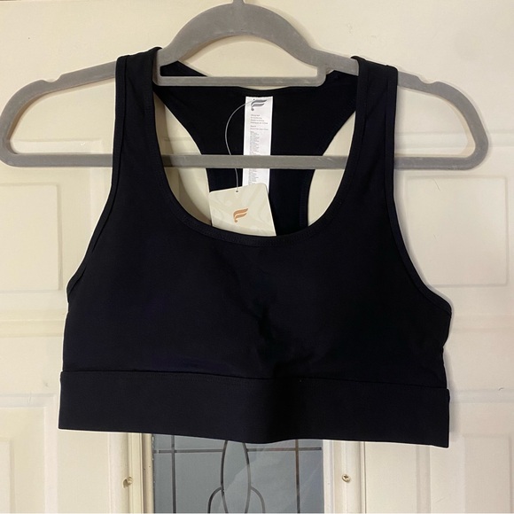 NWT Fabletics Size Medium Women’s On-The-Go Medium-Impact Sports Bra Black - Picture 4 of 7